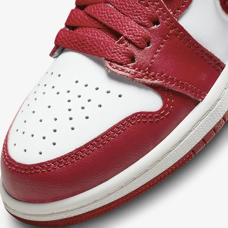 Air Jordan 1 Retro High OG PS Newstalgia Chenille, red