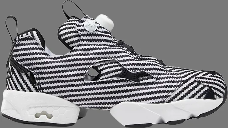 Instapump fury 'carbon fiber' Reebok sneakers, white