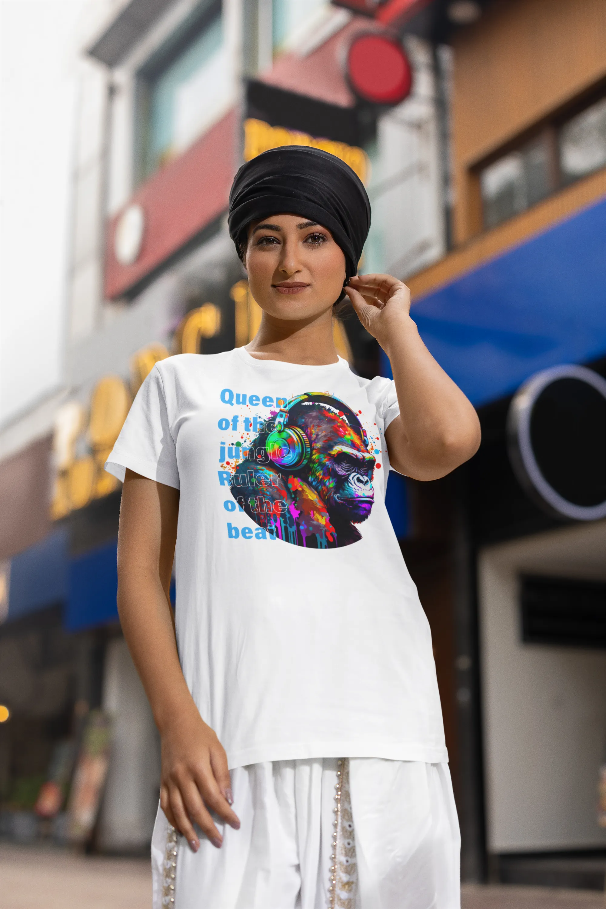 Queen of the jungle Ruler of the beat Women's T-Shirt