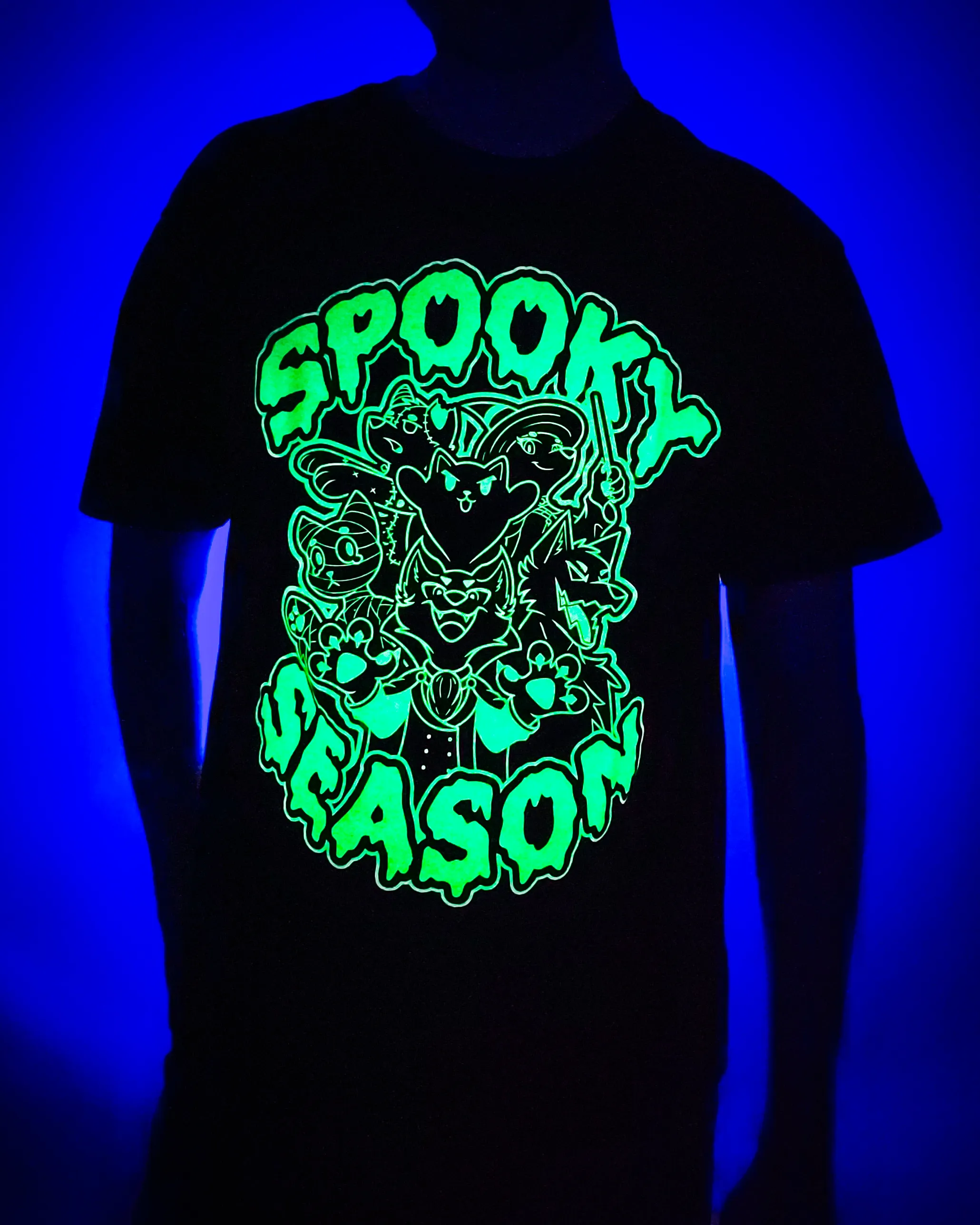 SPOOKY SEASON GLOW T-SHIRT